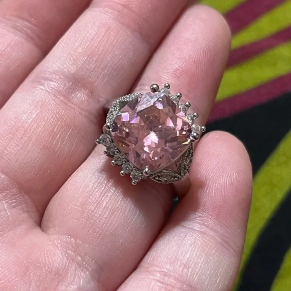 Pink CZ Sterling Silver 925 Cocktail Size 7 1/2 Ring - Picture 3 of 7